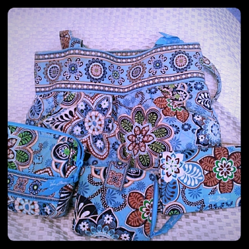 Vera Bradley handbag set